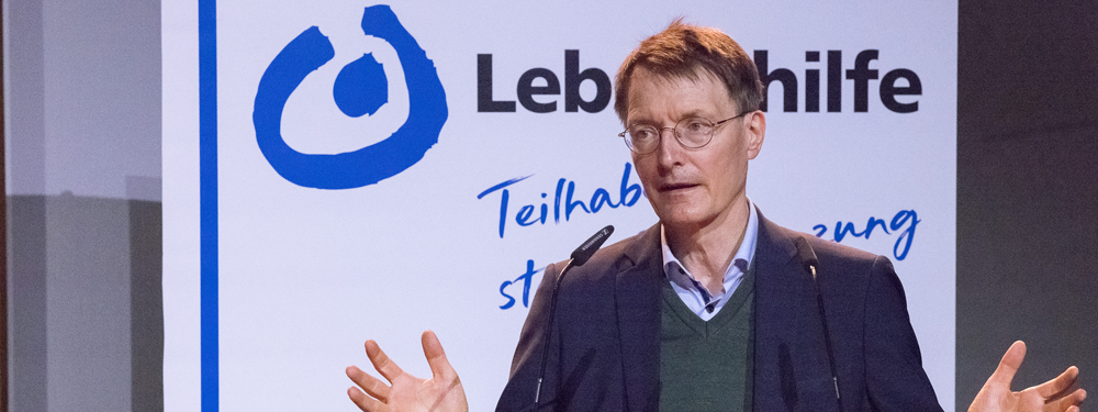 Bundesgesundheitsminister Prof. Dr. Karl Lauterbach beim Parlamentarischen Abend der Bundesvereinigung Lebenshilfe 2022