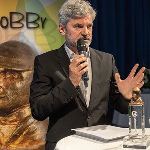 Florian Jaenicke erzählt aus dem Leben seiner besonderen Familie.