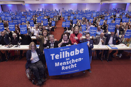 Teilhabe ist Menschenrecht. Das sagt auch Bundessozialministerin Bärbel Bas, die heute zu Gast auf der Mitgliederversammlung der Bundesvereinigung Lebenshilfe war.