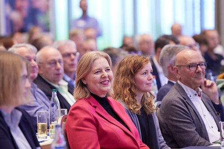 Eindrücke von der Lebenshilfe Mitgliederversammlung 2025 im Estrel in Berlin.