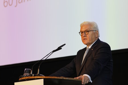 Bundespräsident Frank-Walter Steinmeier hält die Festrede zum Jubiläum "60 Jahre Lebenshilfe".